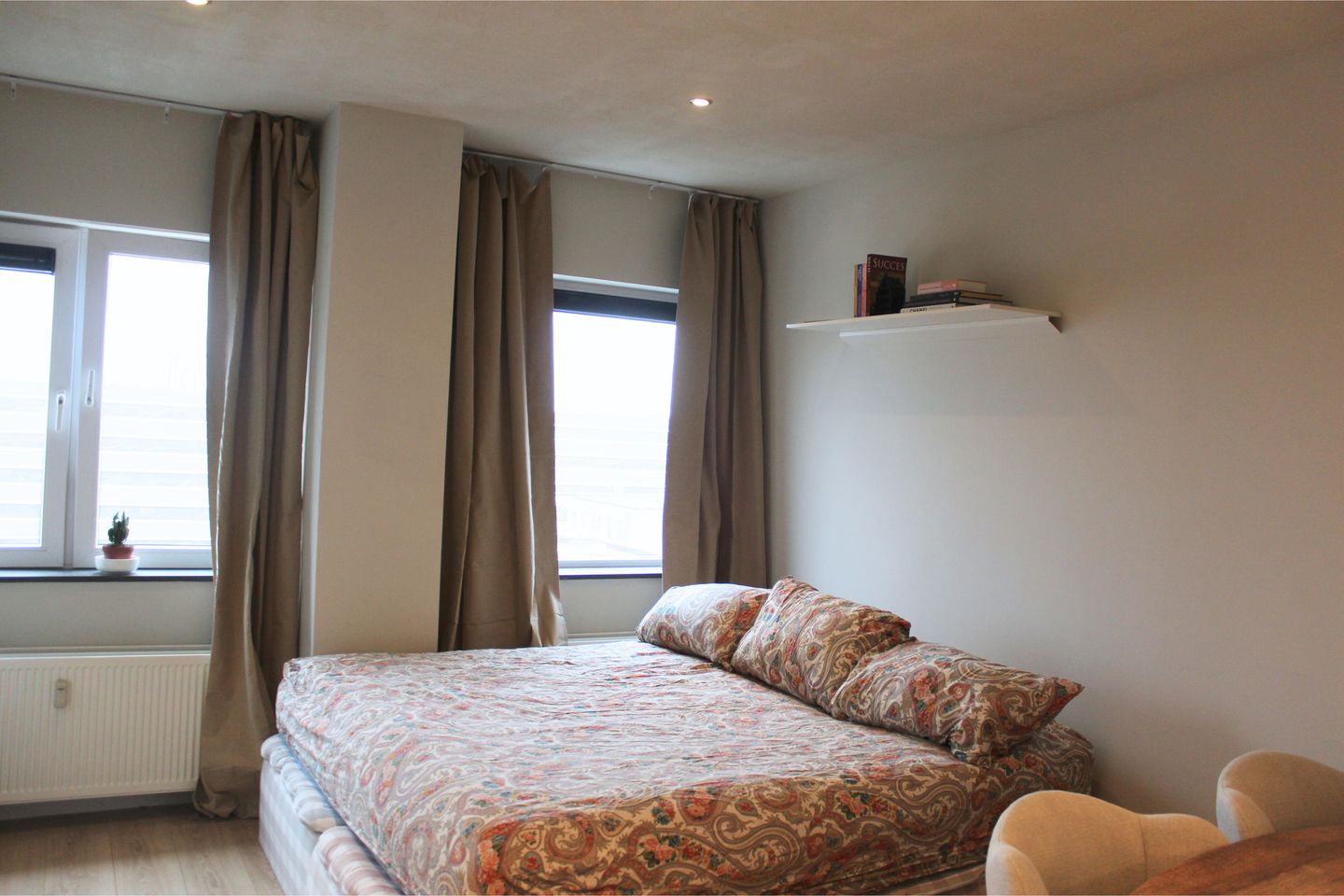 Photo 4 of Van Heenvlietlaan 280-F