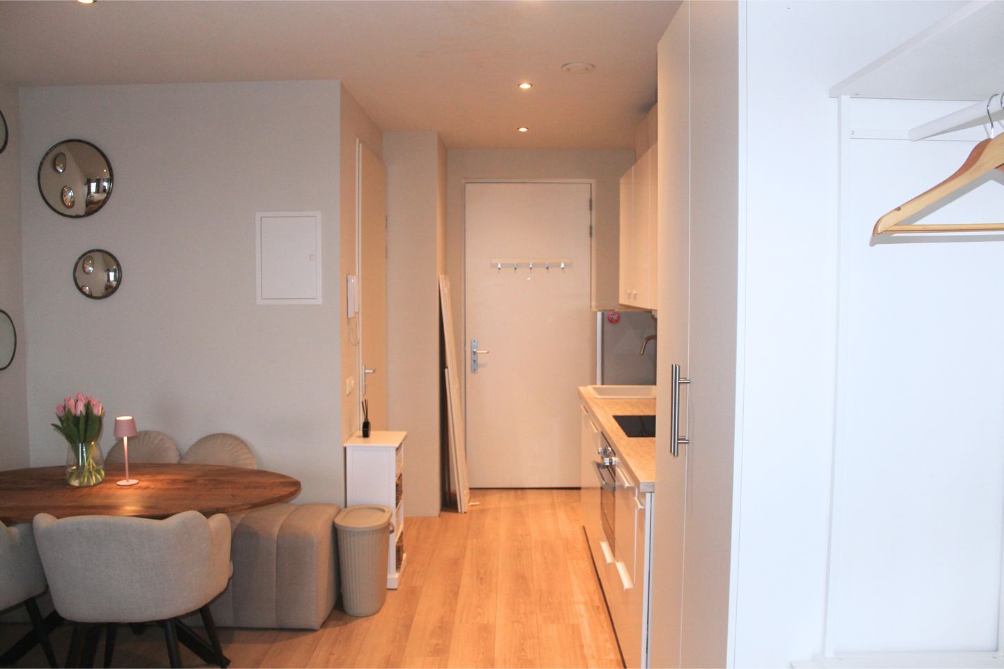 Photo 5 of Van Heenvlietlaan 280-F