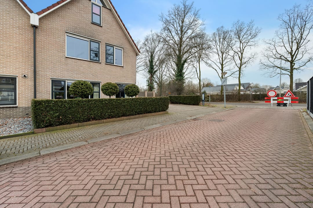 Photo 2 of Schakel 2