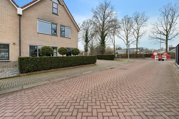 Photo 2 of Schakel 2