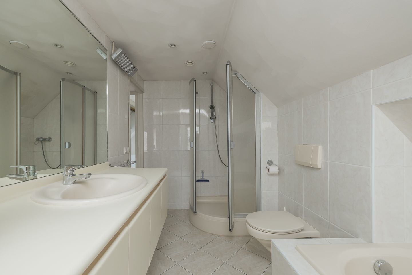 Foto 40 van Menneweg 28