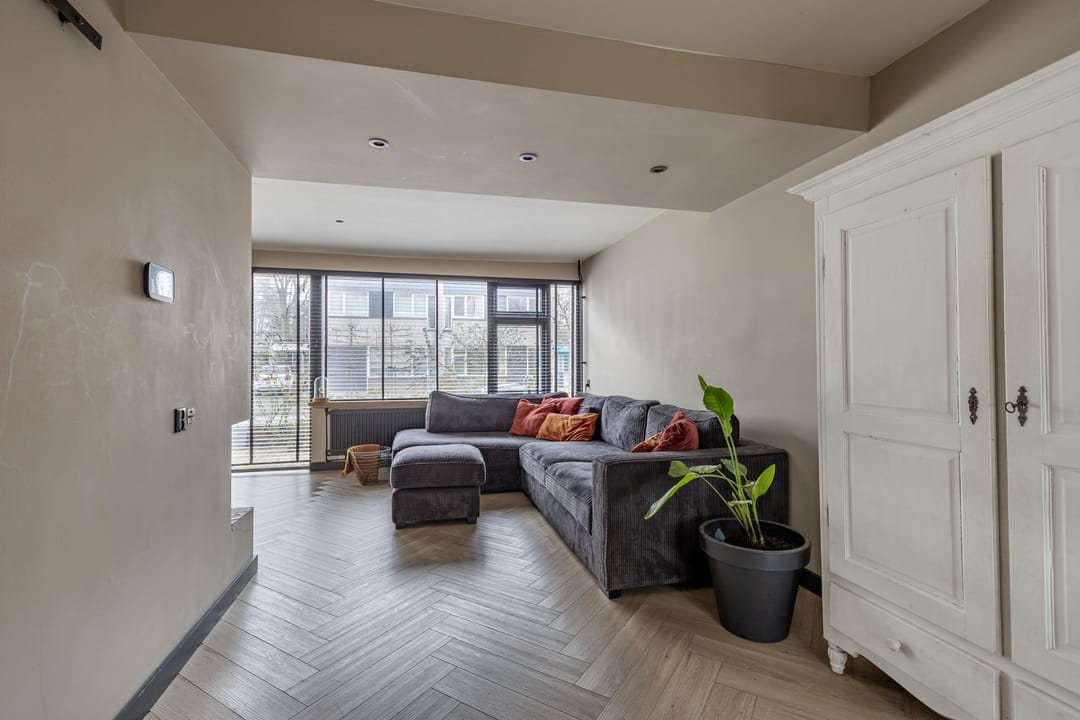 Photo 8 of Wimerts 82