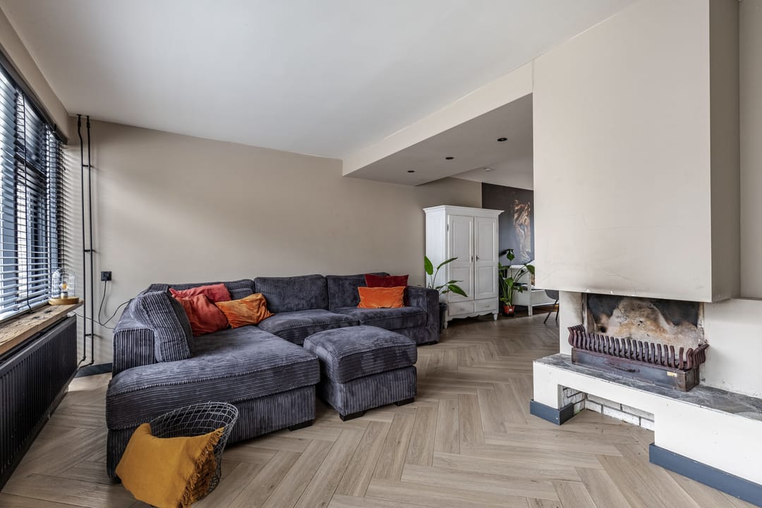 Photo 11 of Wimerts 82