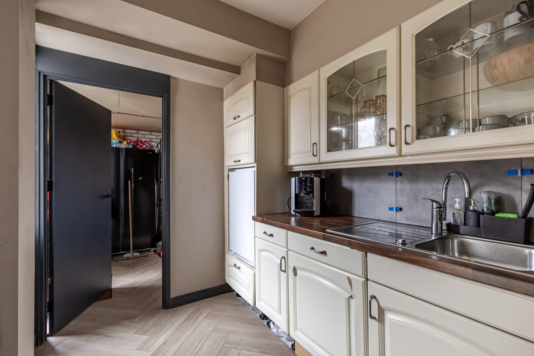 Photo 16 of Wimerts 82