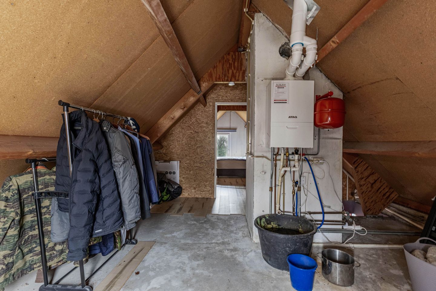 Photo 29 of Wimerts 82