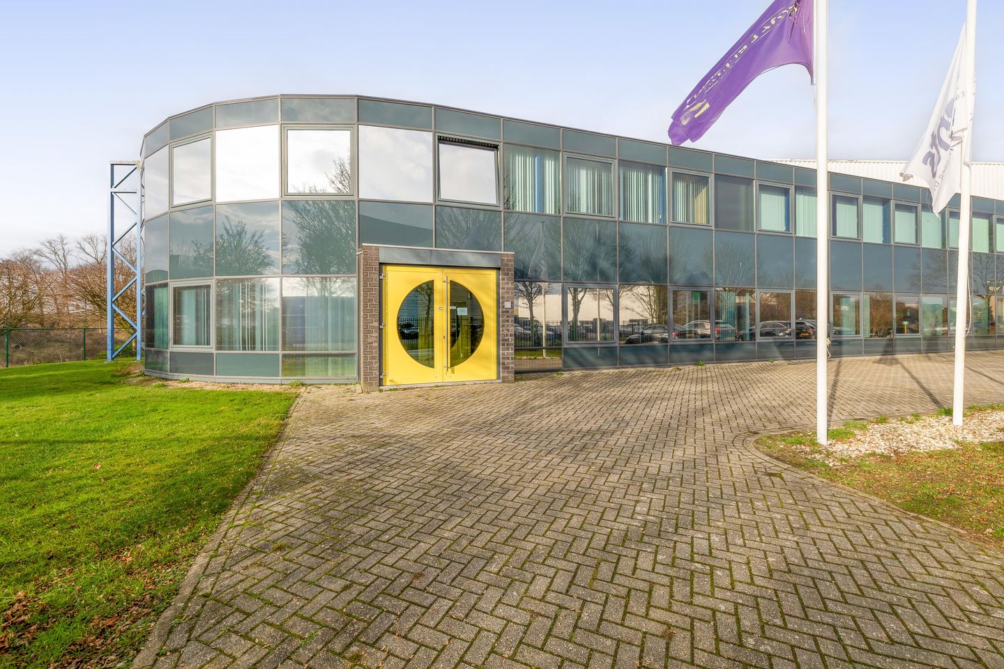 View photo 1 of Blauwwater 17