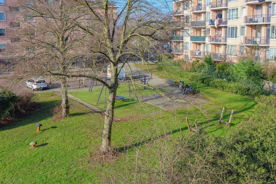 Photo 26 of Adriaan Kluitstraat 4-1