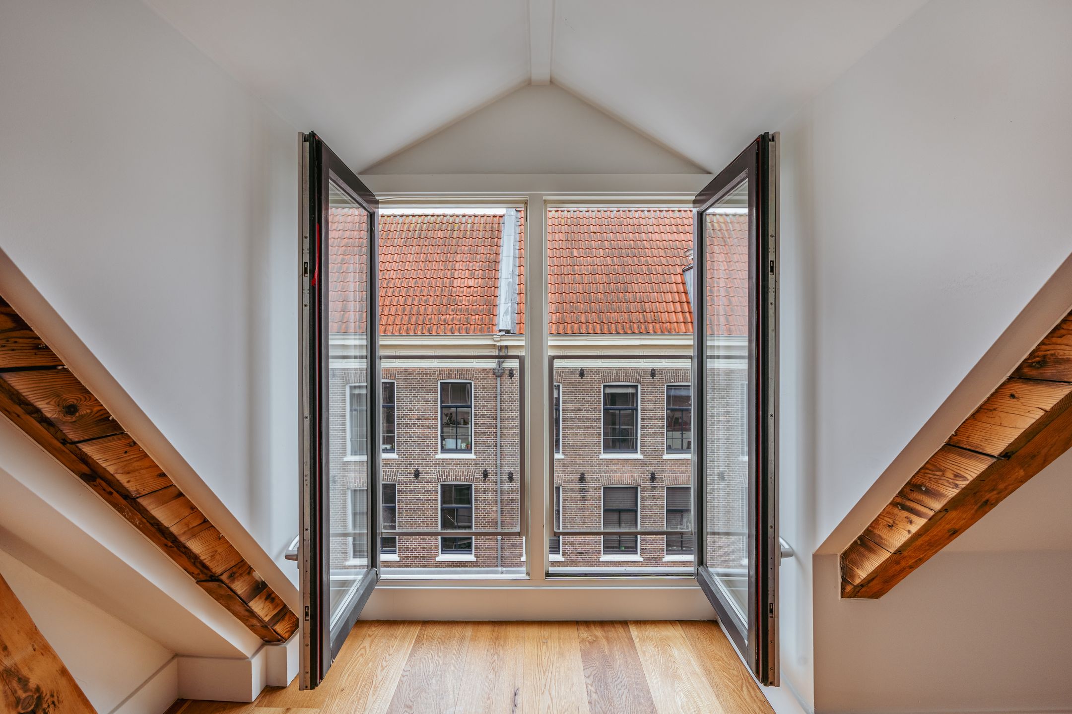 Foto 21 van Tweede Leeghwaterstraat 3-3