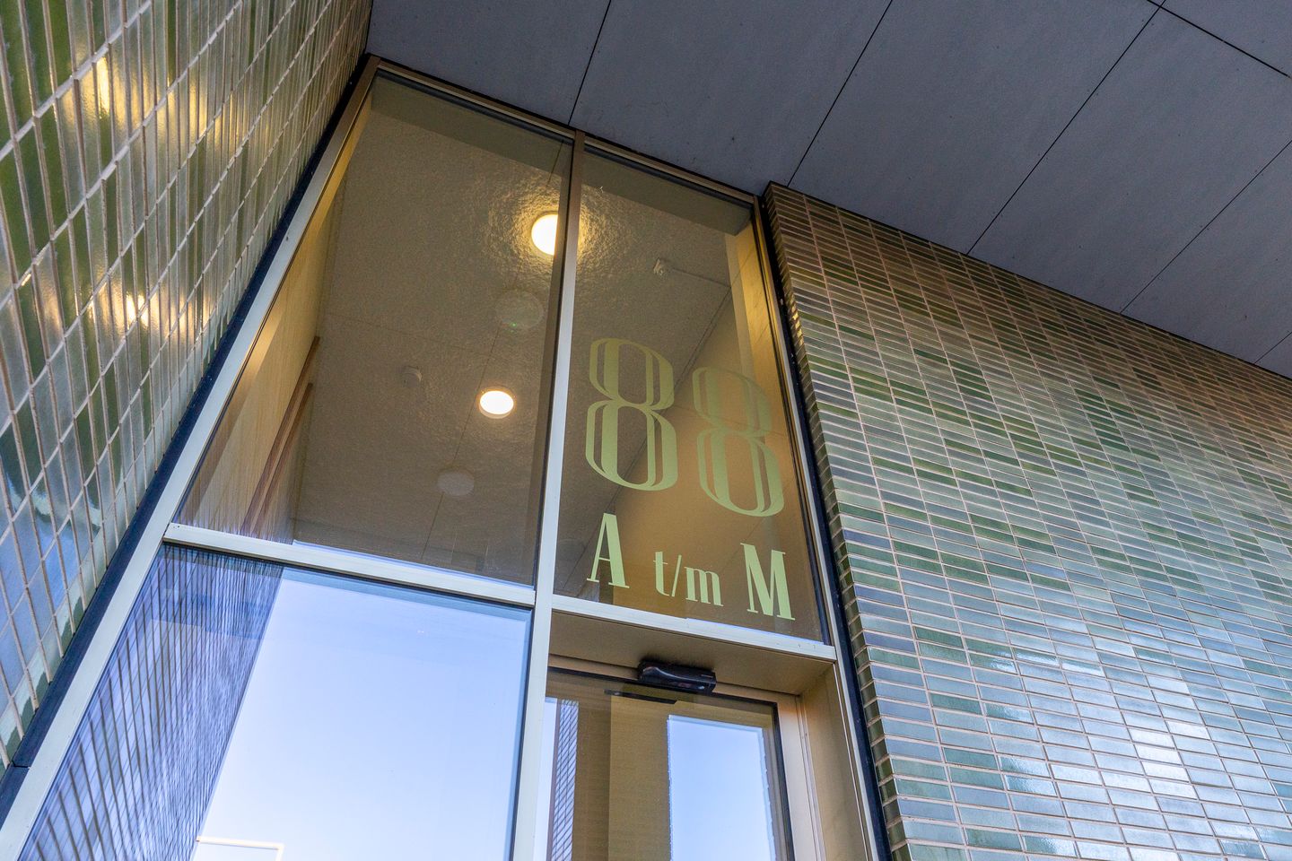 Foto 10 van Madridstraat 88-C