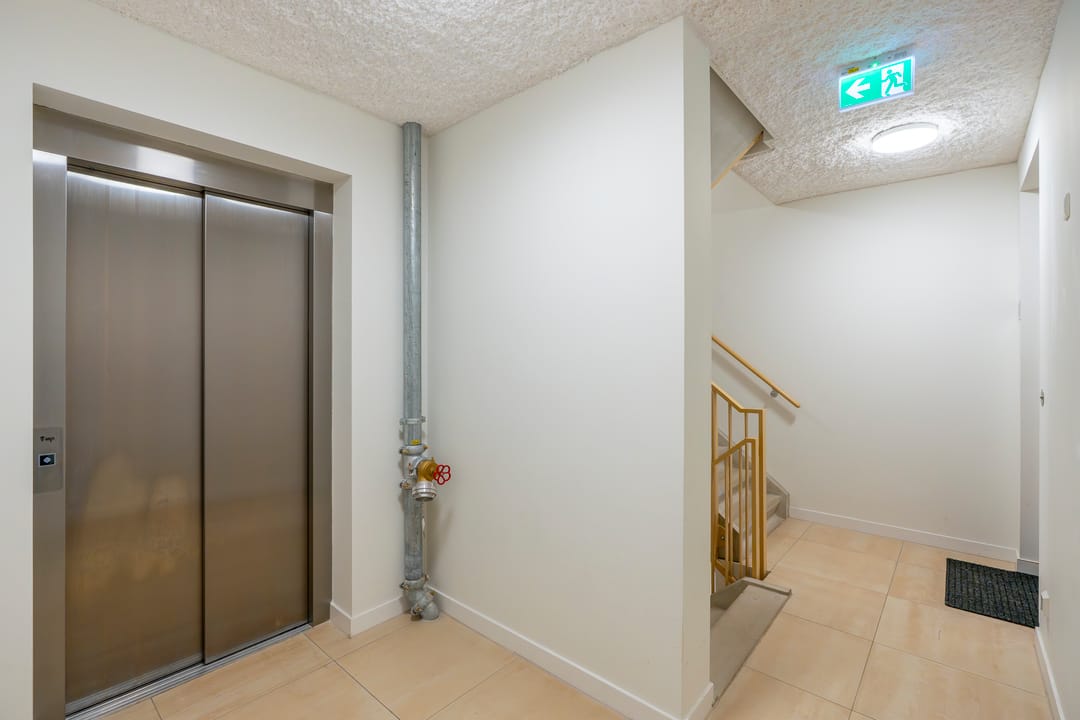 Foto 11 van Madridstraat 88-C