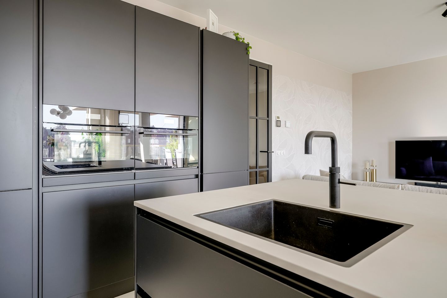 Foto 20 van Madridstraat 88-C