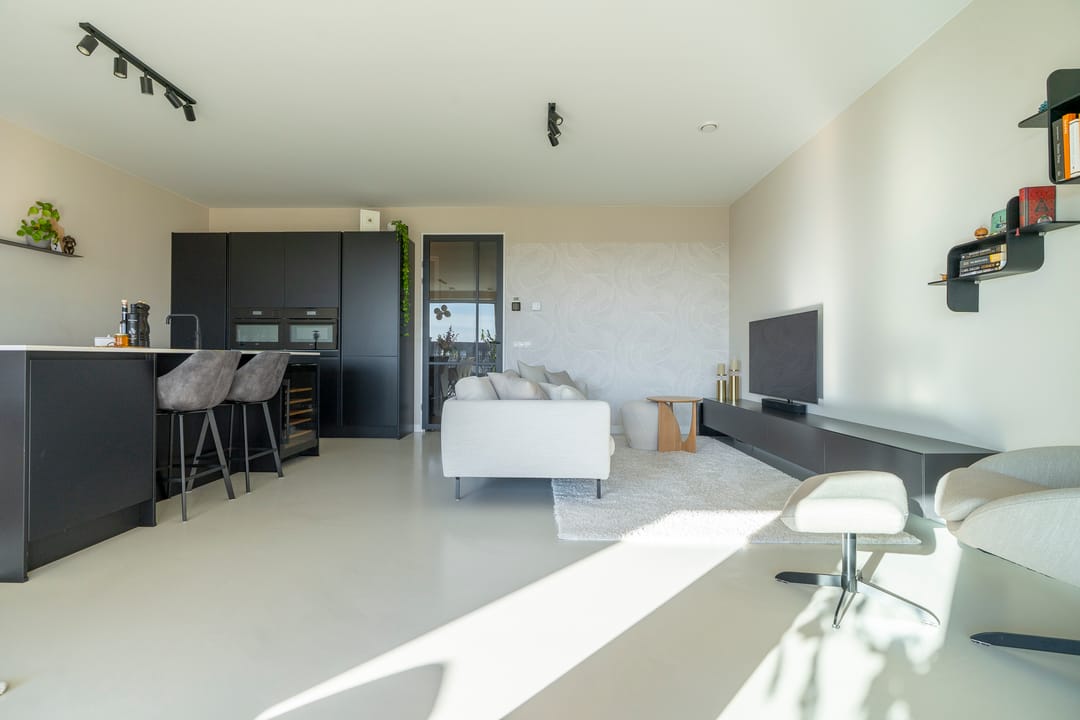 Foto 32 van Madridstraat 88-C