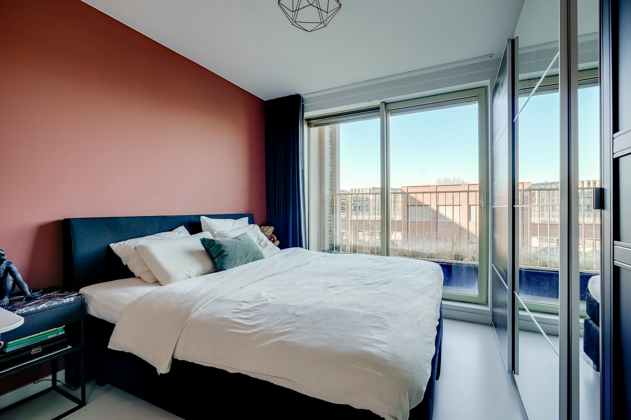 Foto 36 van Madridstraat 88-C