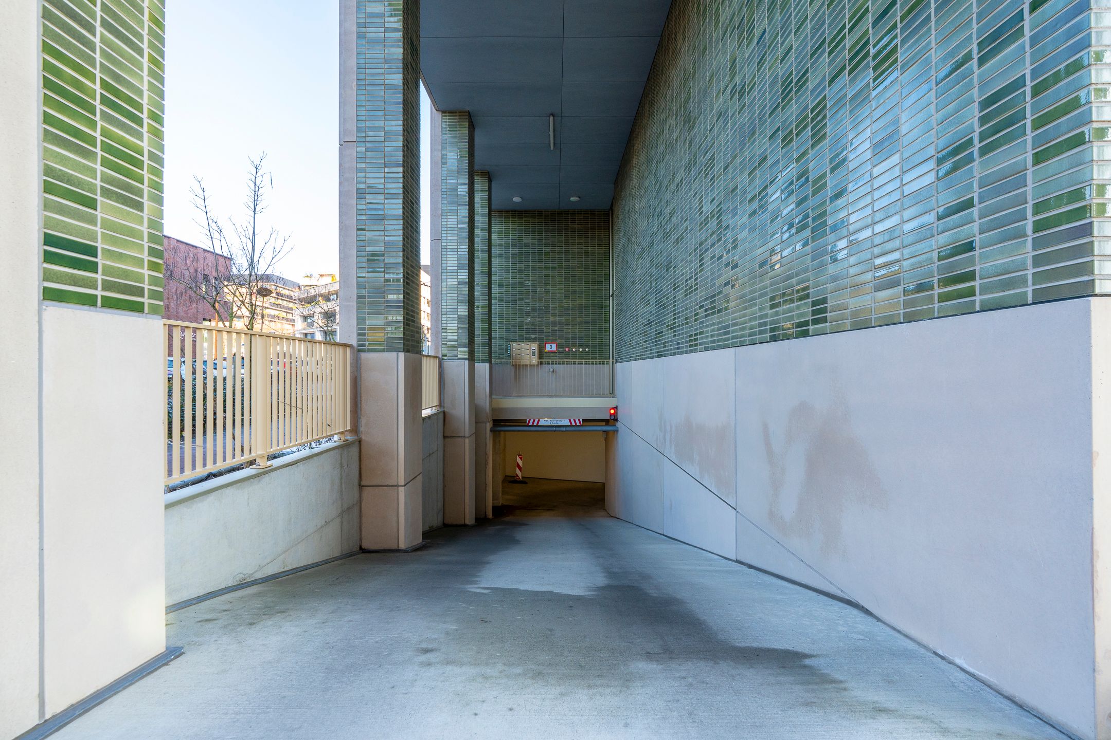 Foto 51 van Madridstraat 88-C