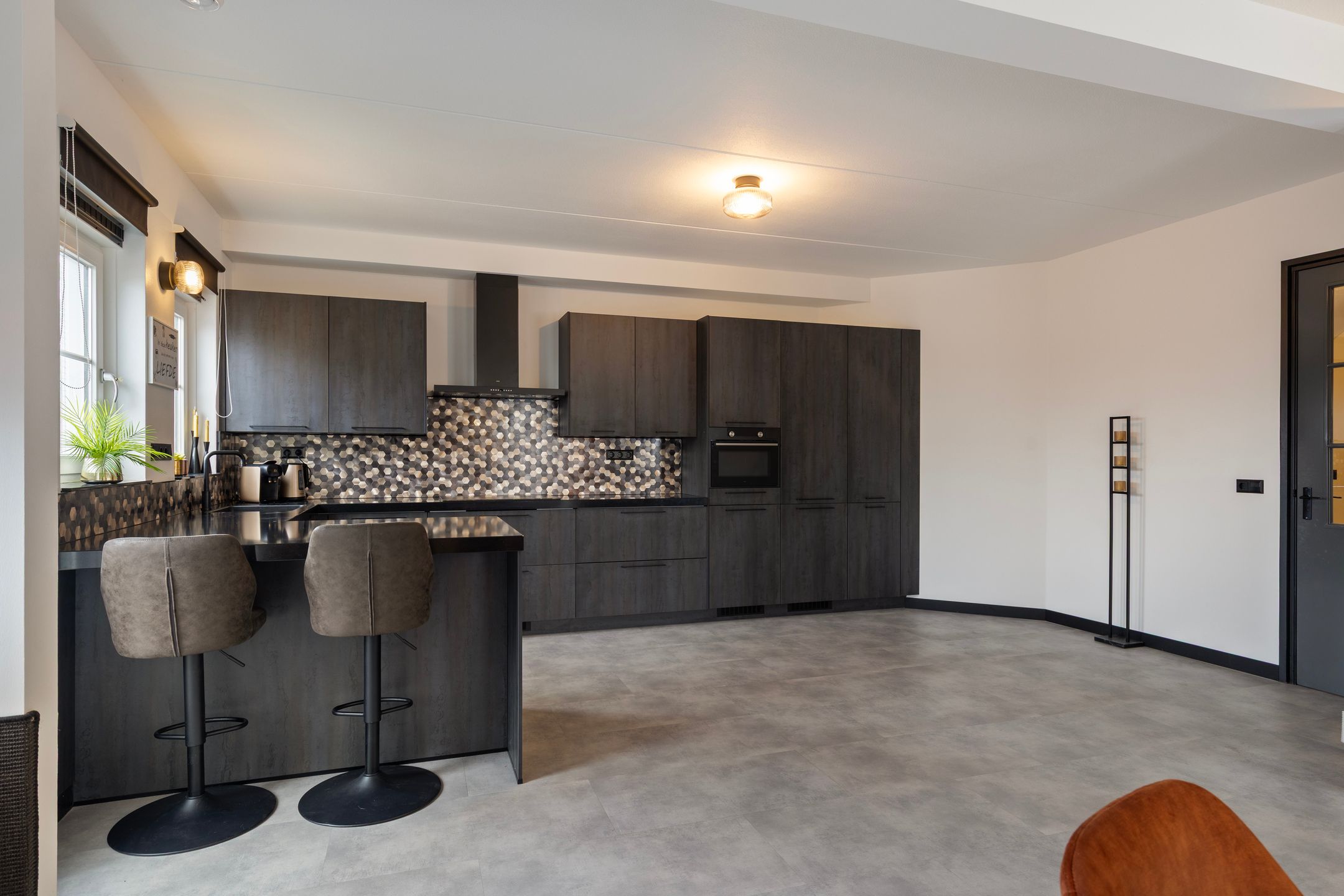 Foto 12 van Molenweg 28-B