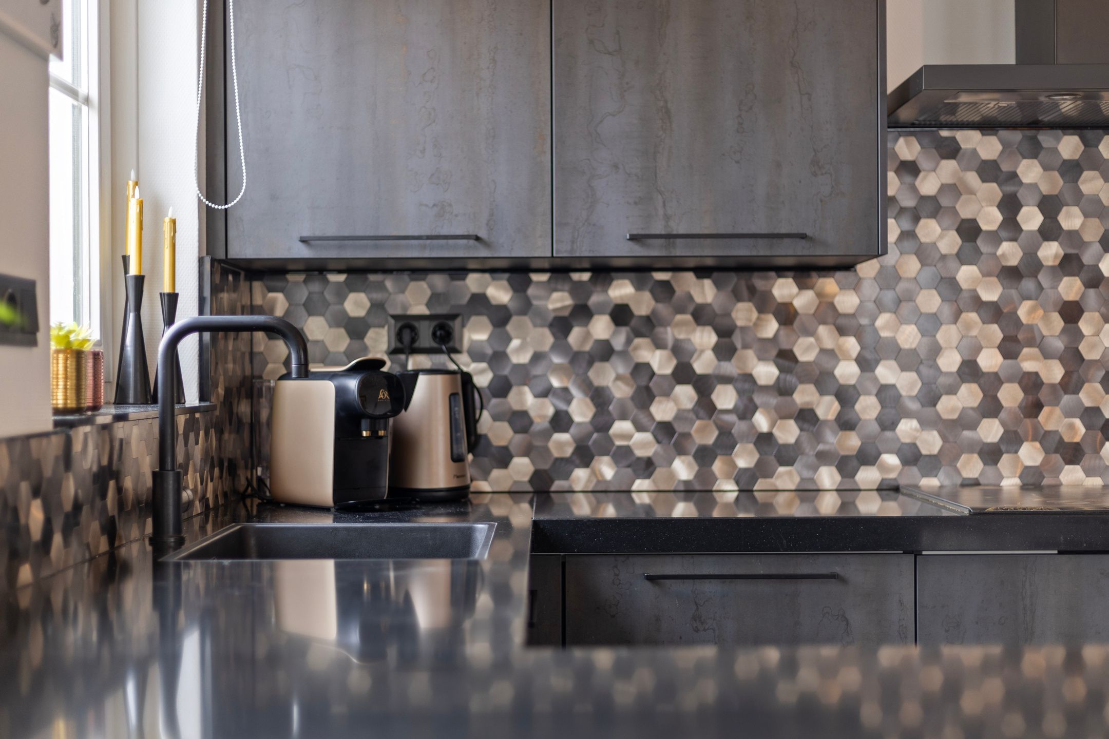 Foto 15 van Molenweg 28-B