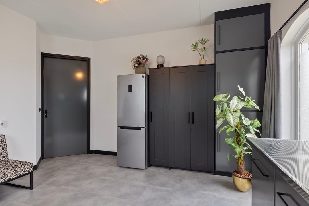 Foto 32 van Molenweg 28-B