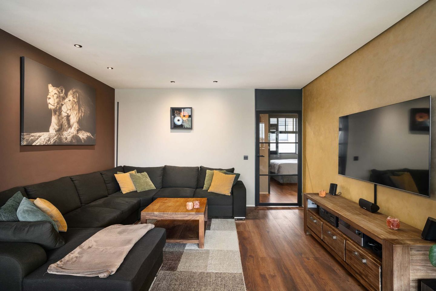 Foto 5 van Henry Moorepassage 50