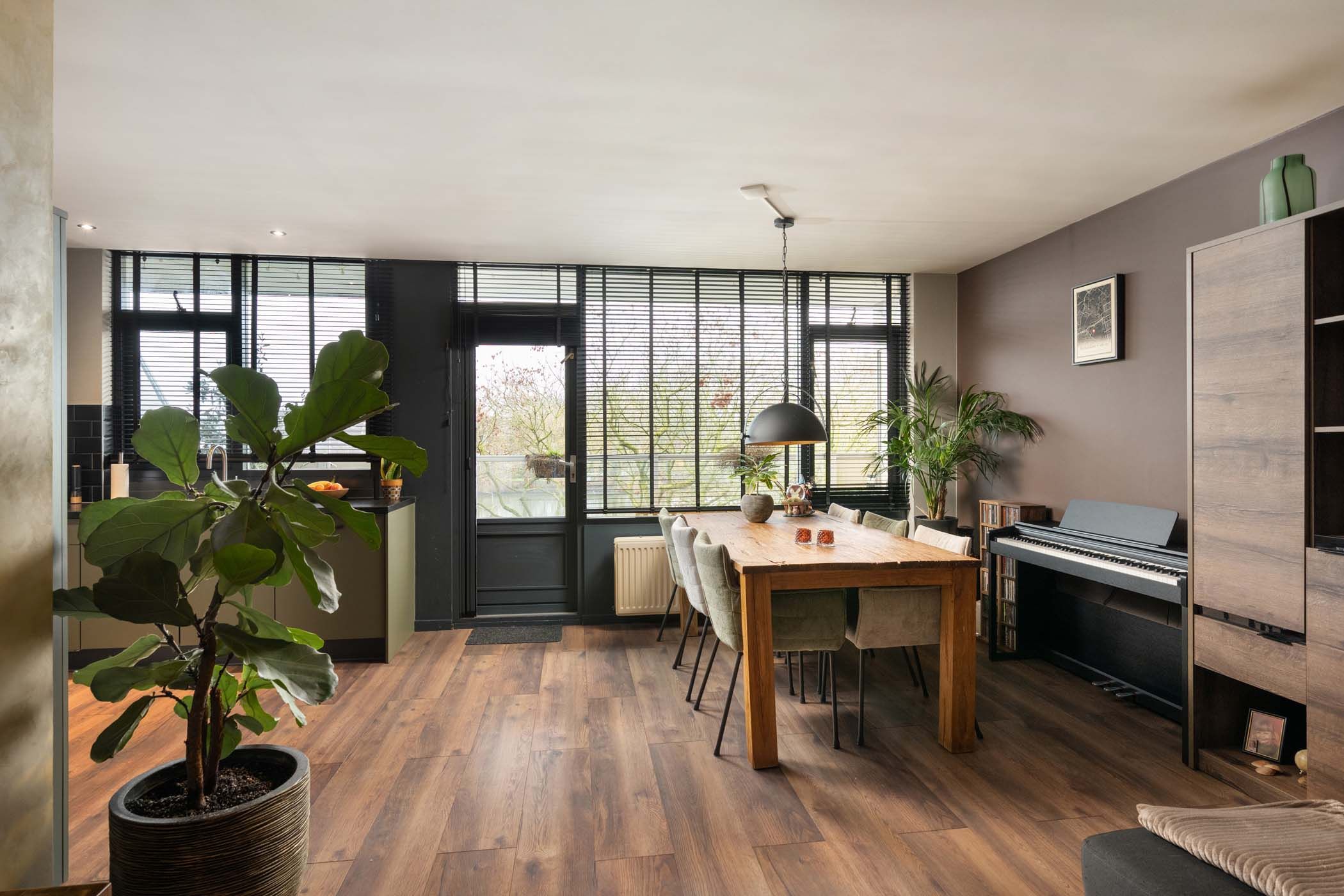 Foto 6 van Henry Moorepassage 50