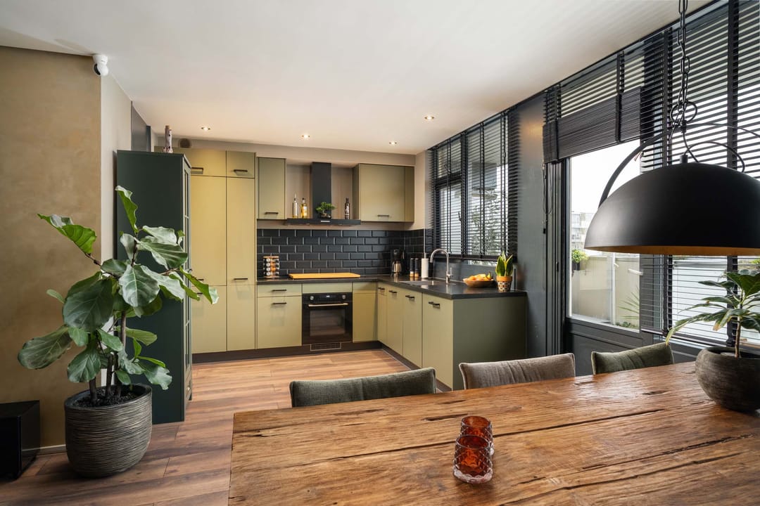 Foto 7 van Henry Moorepassage 50