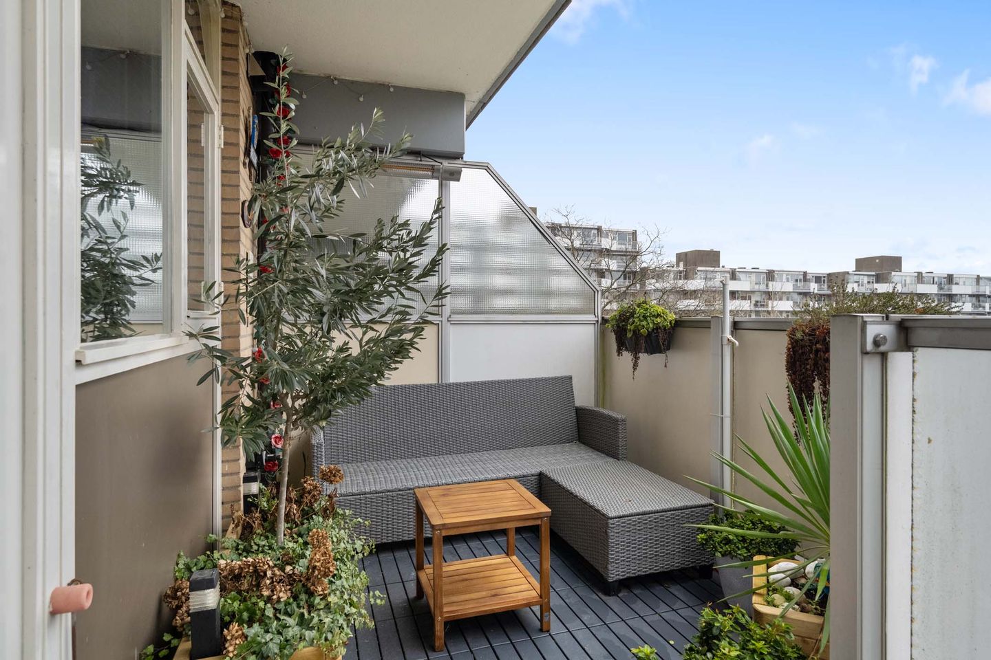 Foto 10 van Henry Moorepassage 50