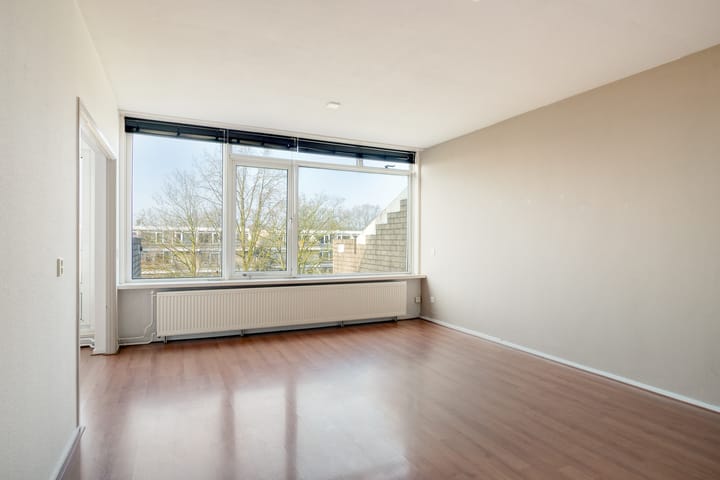 Photo 2 of Engelsmanplaat 48