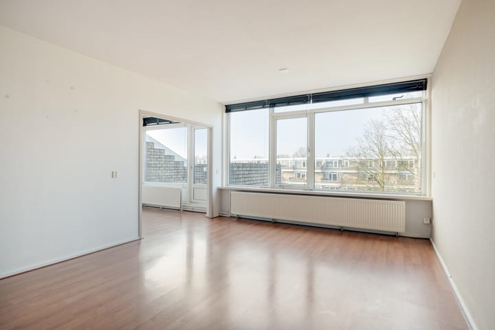 Photo 3 of Engelsmanplaat 48