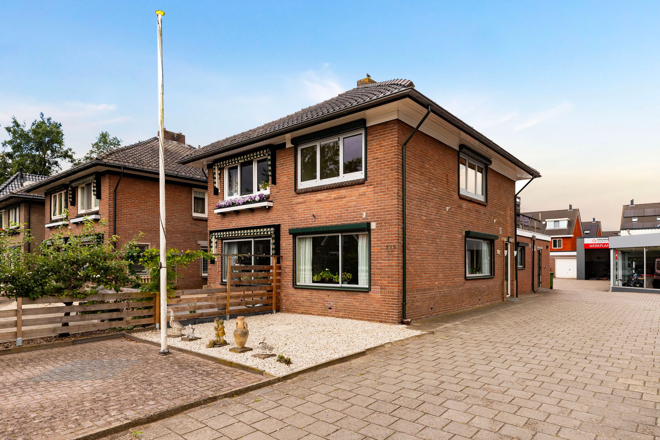 Photo 21 of Deventerstraat 323