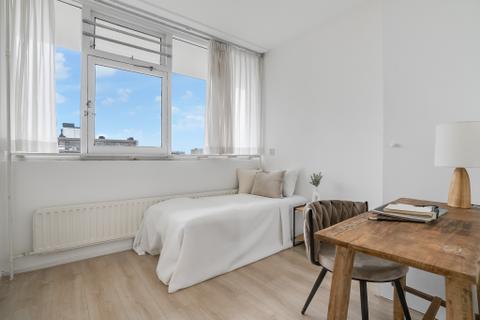 Foto 8 van Schouwenselaan 107