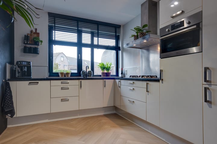 Foto 9 van Bosroos 4