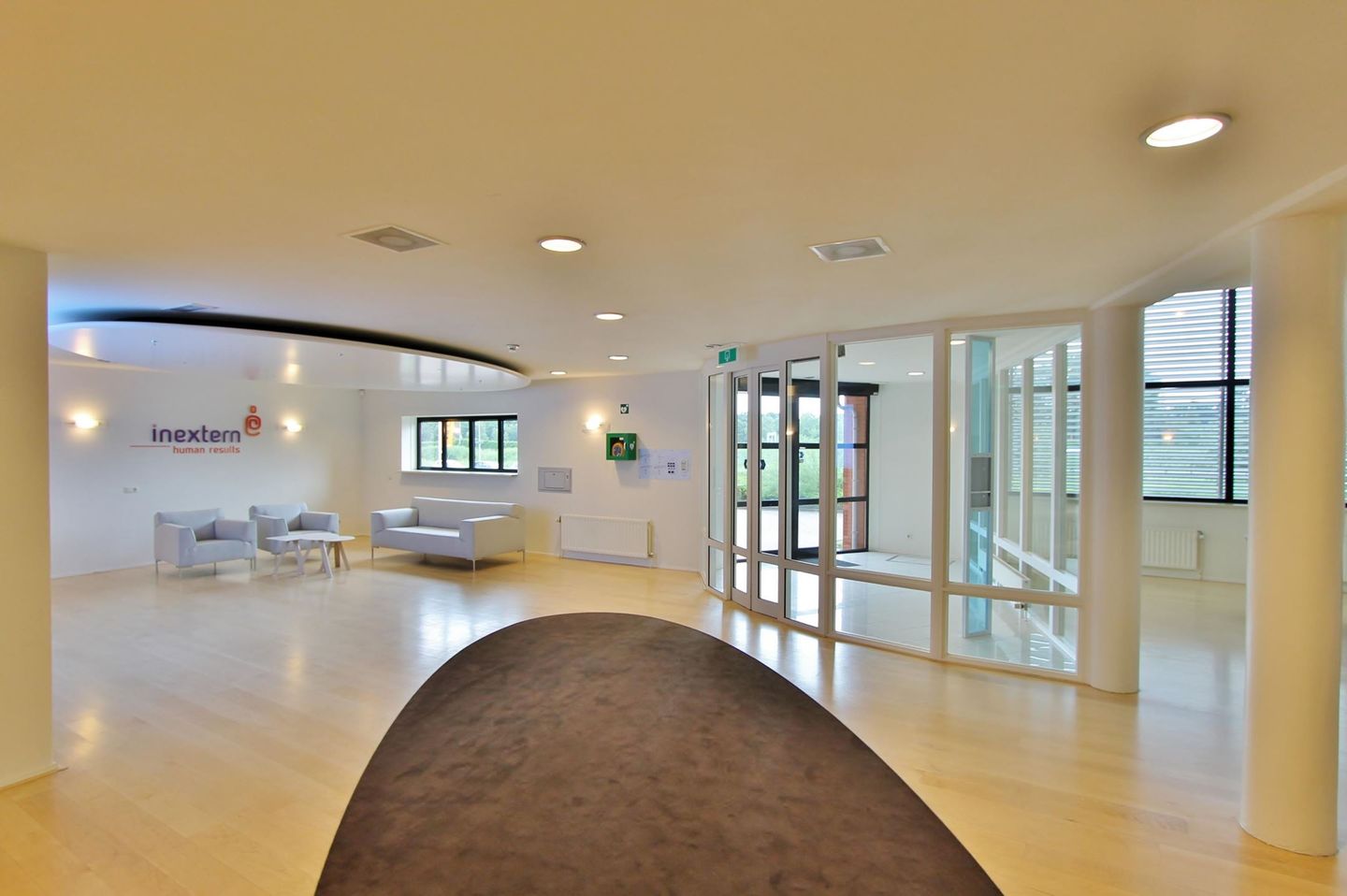 Bekijk foto 4 van Rozenburglaan 1