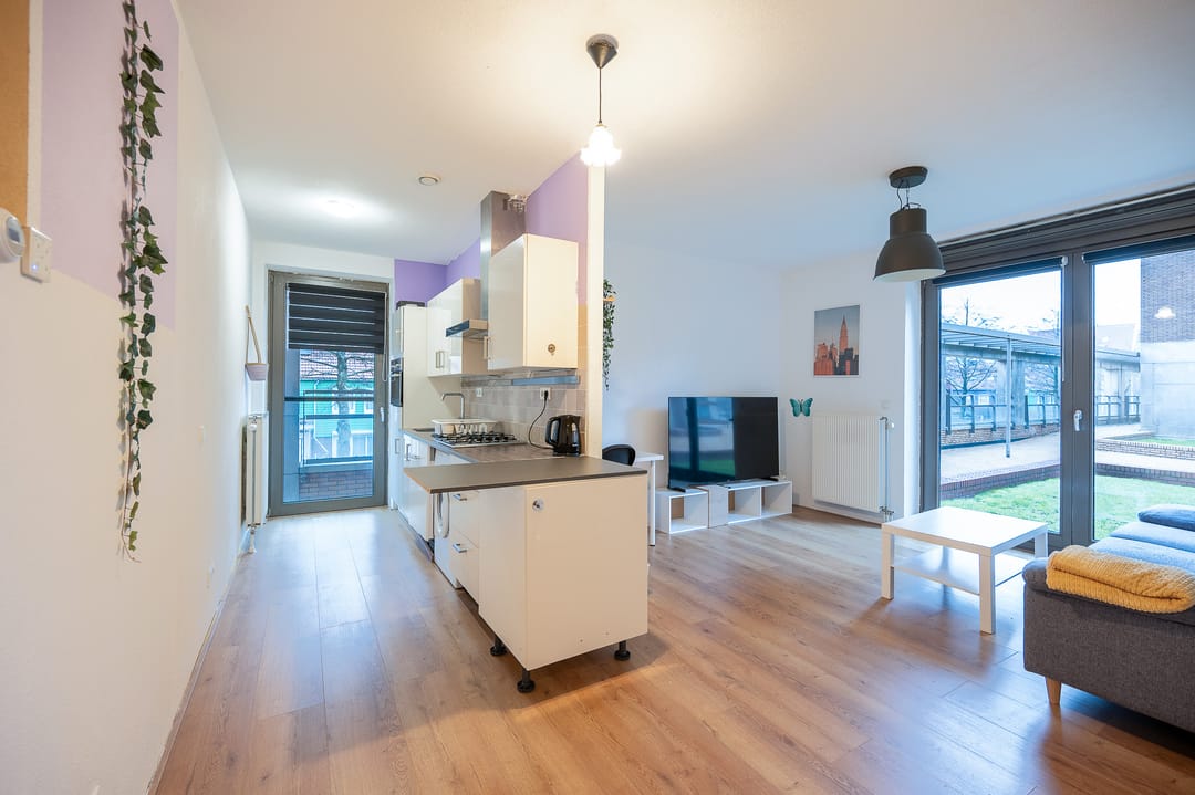 Foto 2 van Teakhout 3