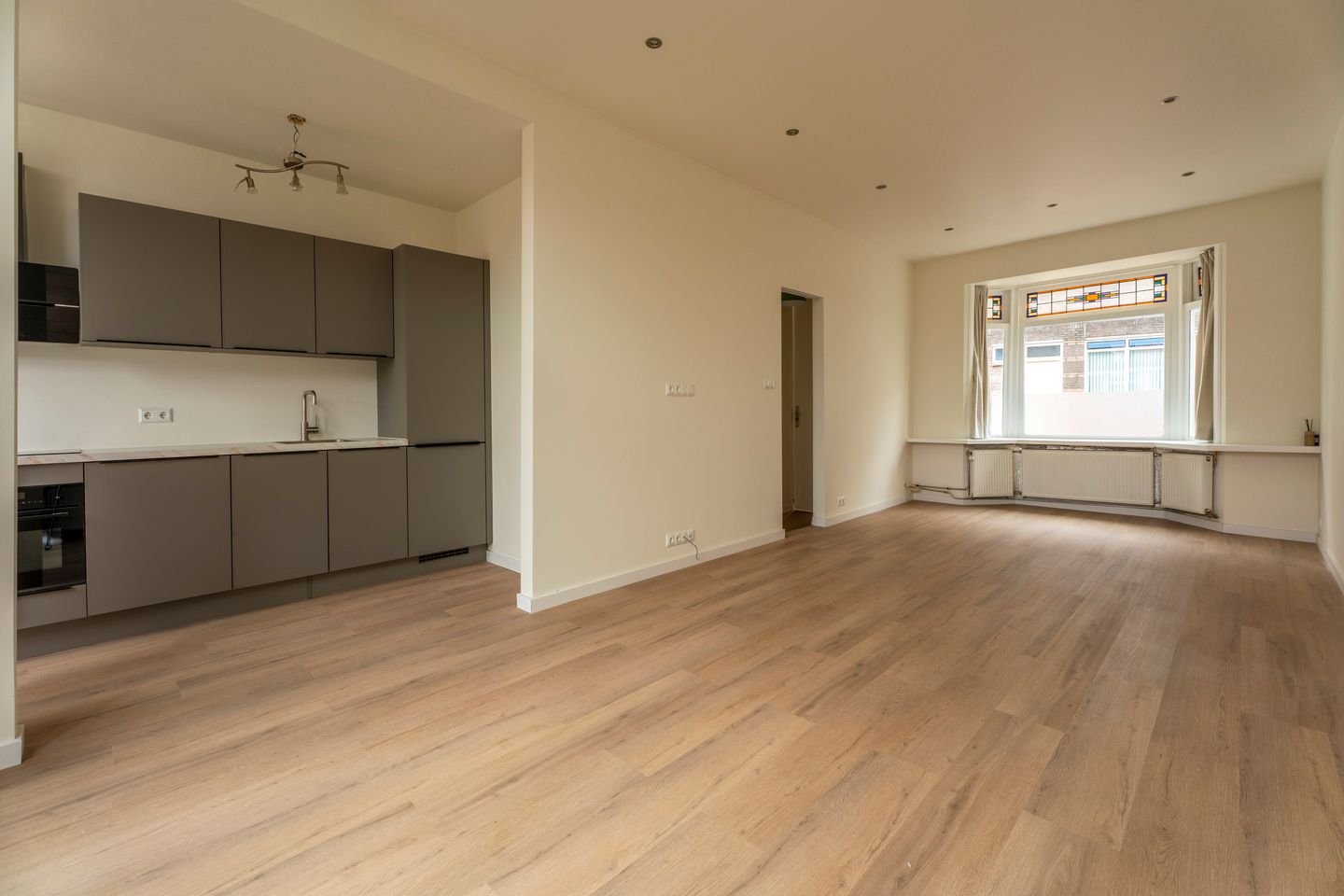 Foto 5 van Marnixstraat 1