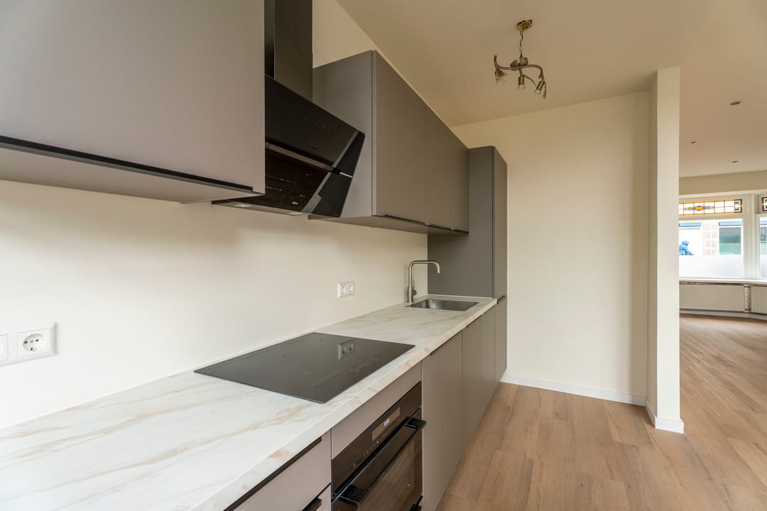 Foto 8 van Marnixstraat 1