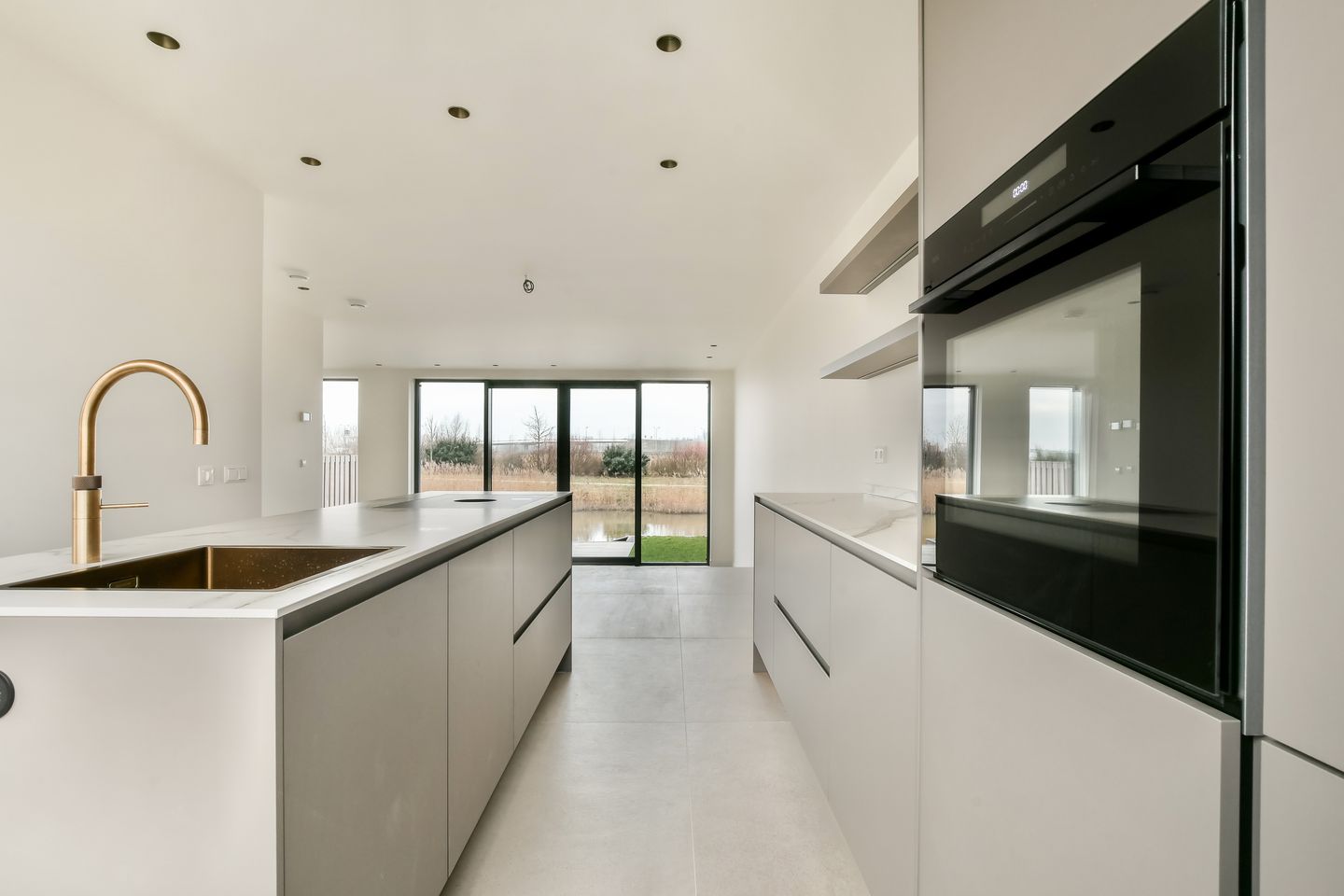 Foto 10 van Rosellestraat 59