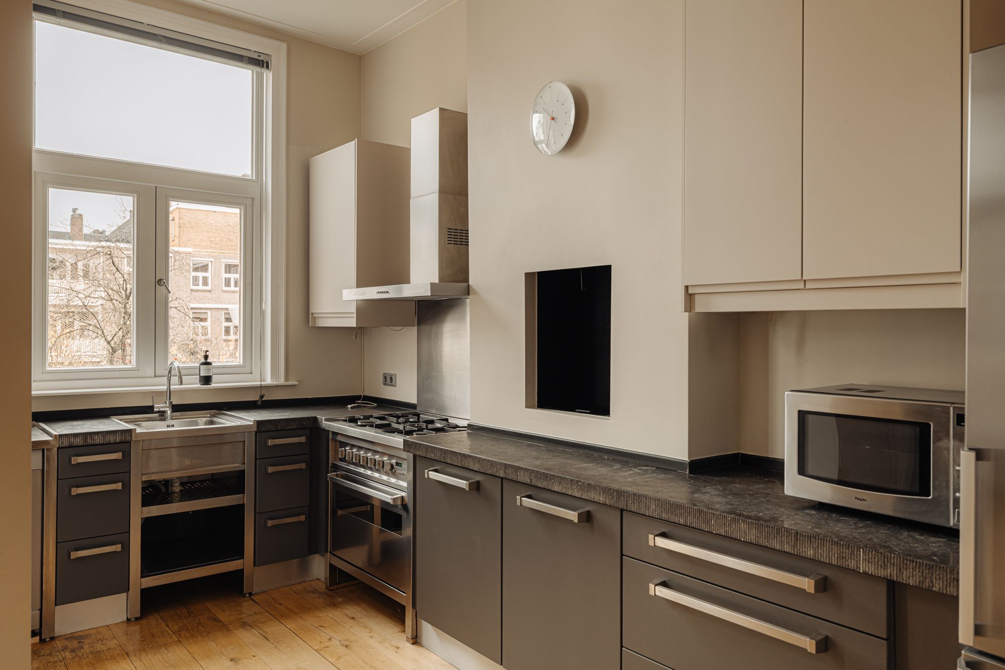 Foto 9 van Dufaystraat 17-2