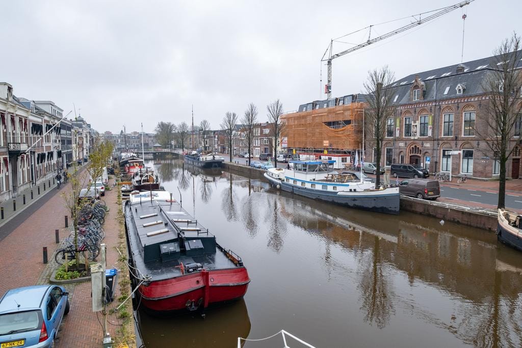 Photo 41 of Oostergrachtswal 35-A