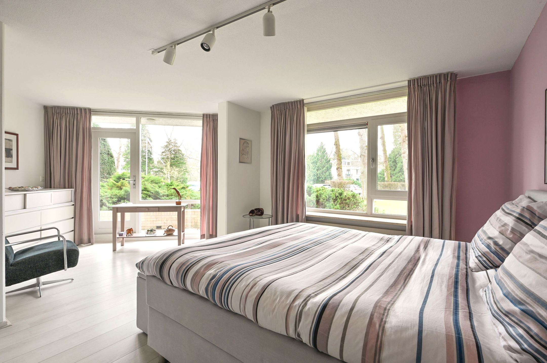 Foto 15 van Julianalaan 4-0105