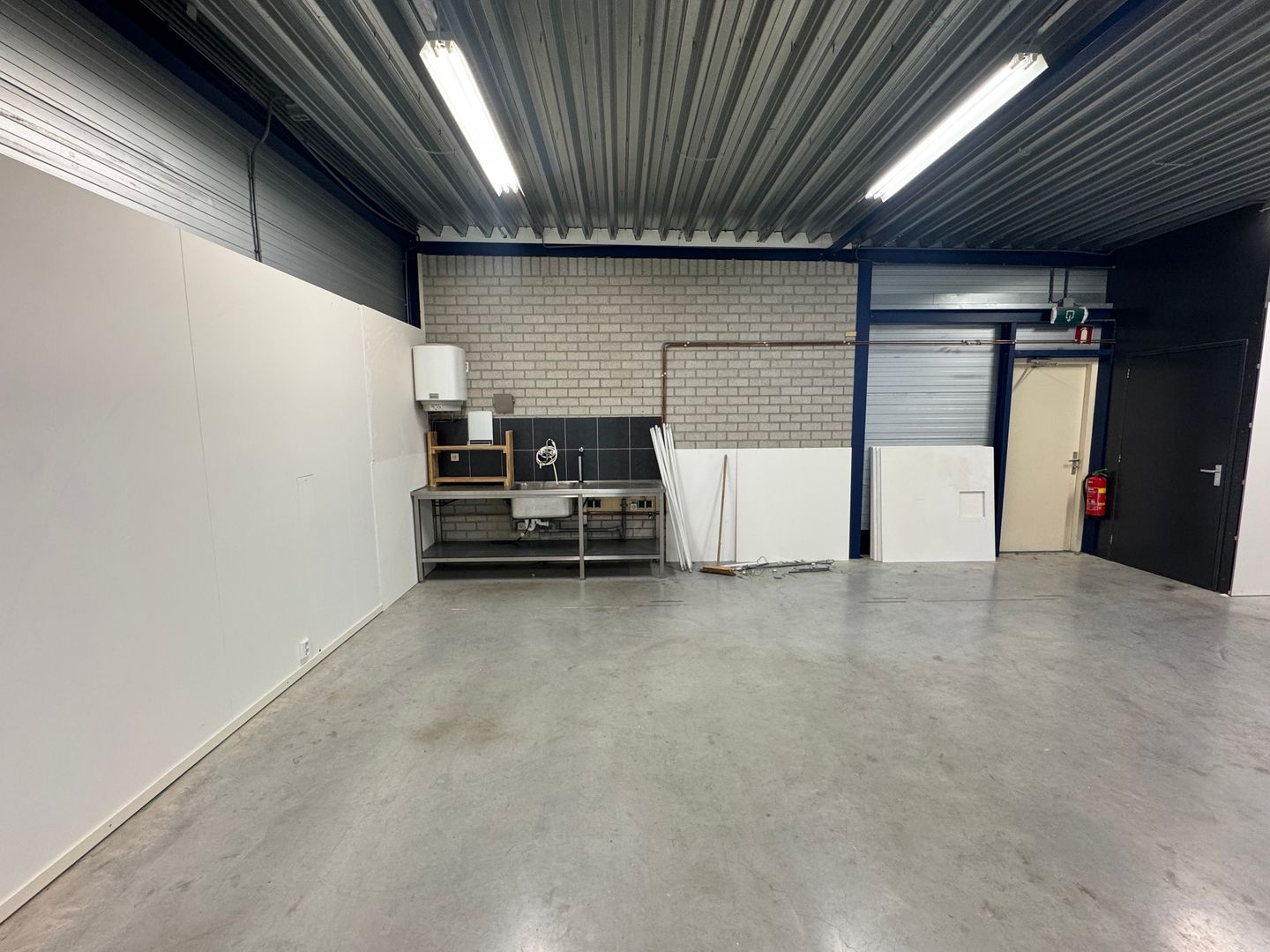 Bekijk foto 3 van Randweg 13-a