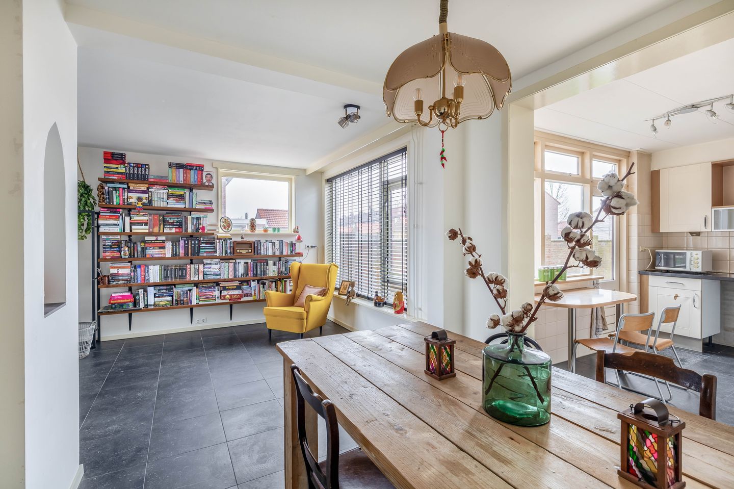 Photo 14 of Julianastraat 20