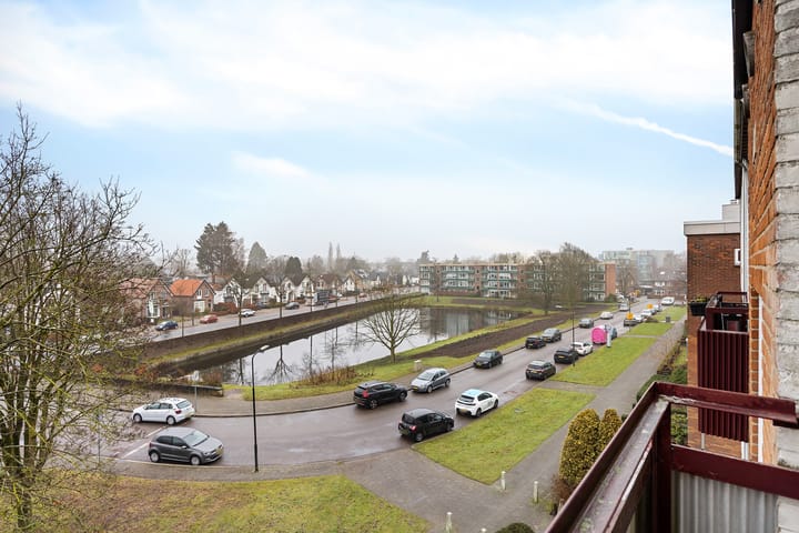 Photo 2 of Moeflonstraat 83