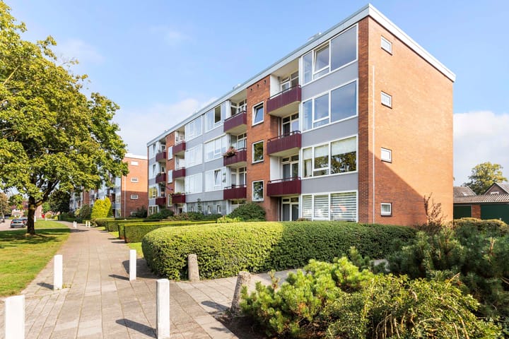 Photo 4 of Moeflonstraat 83