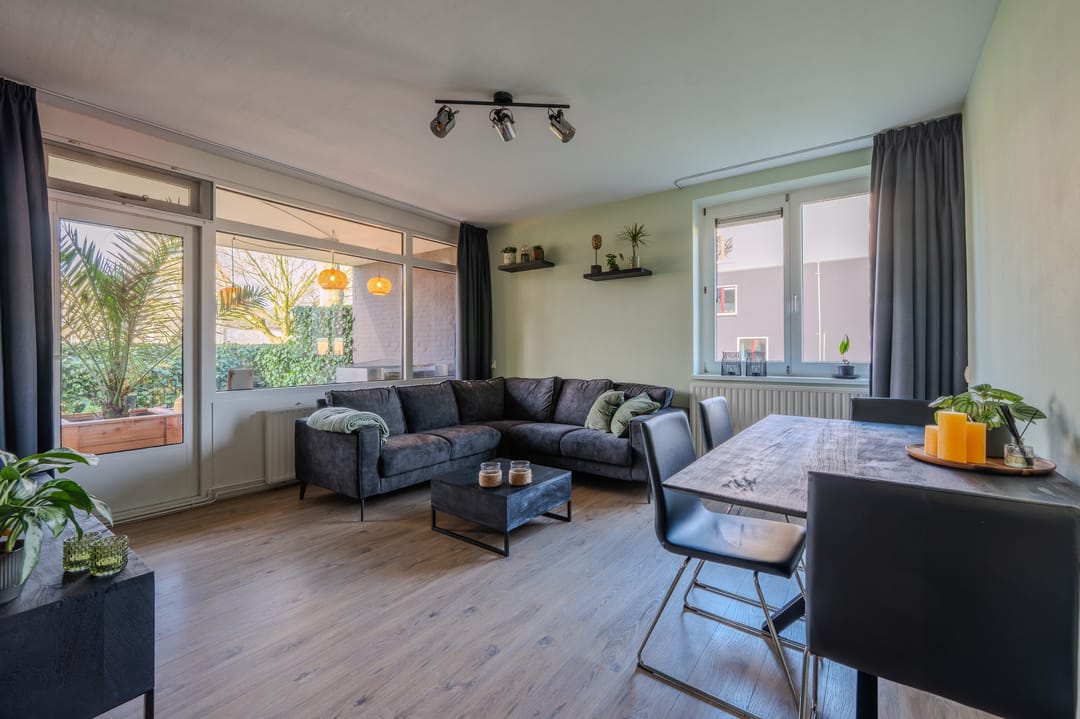 Photo 7 of Zwaluwstraat 81