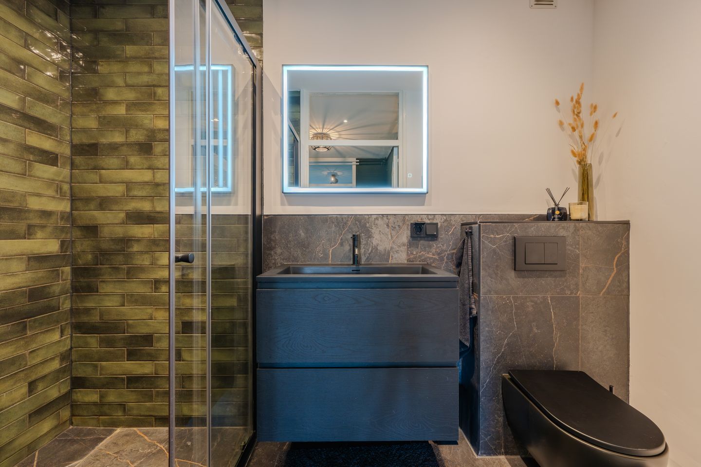 Photo 14 of Zwaluwstraat 81