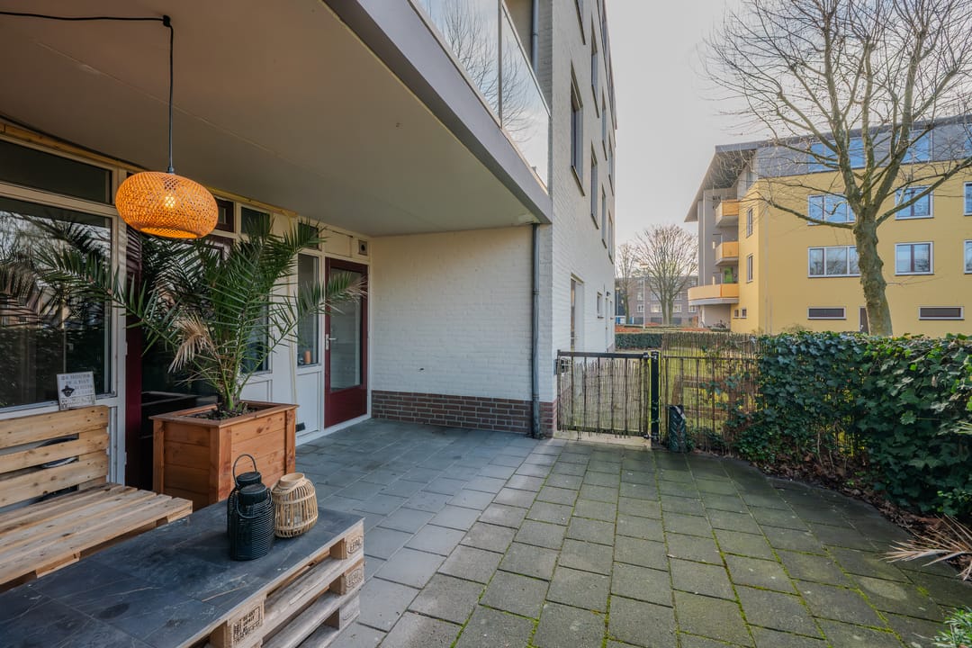 Photo 23 of Zwaluwstraat 81