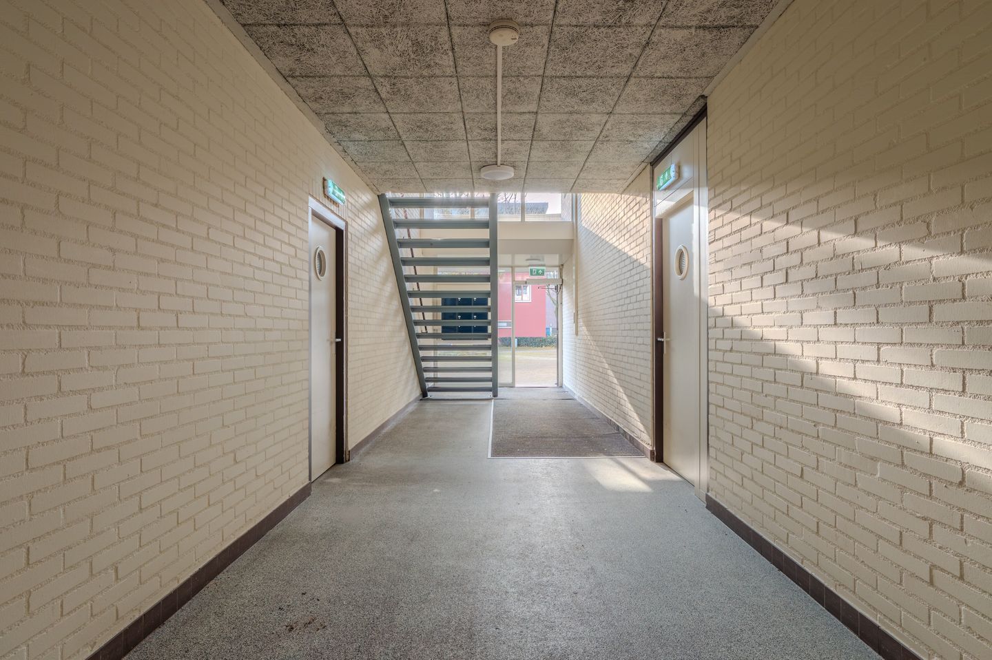 Photo 25 of Zwaluwstraat 81