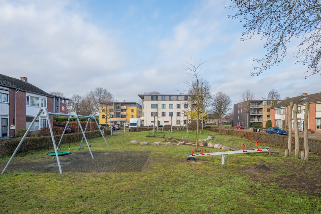 Photo 26 of Zwaluwstraat 81