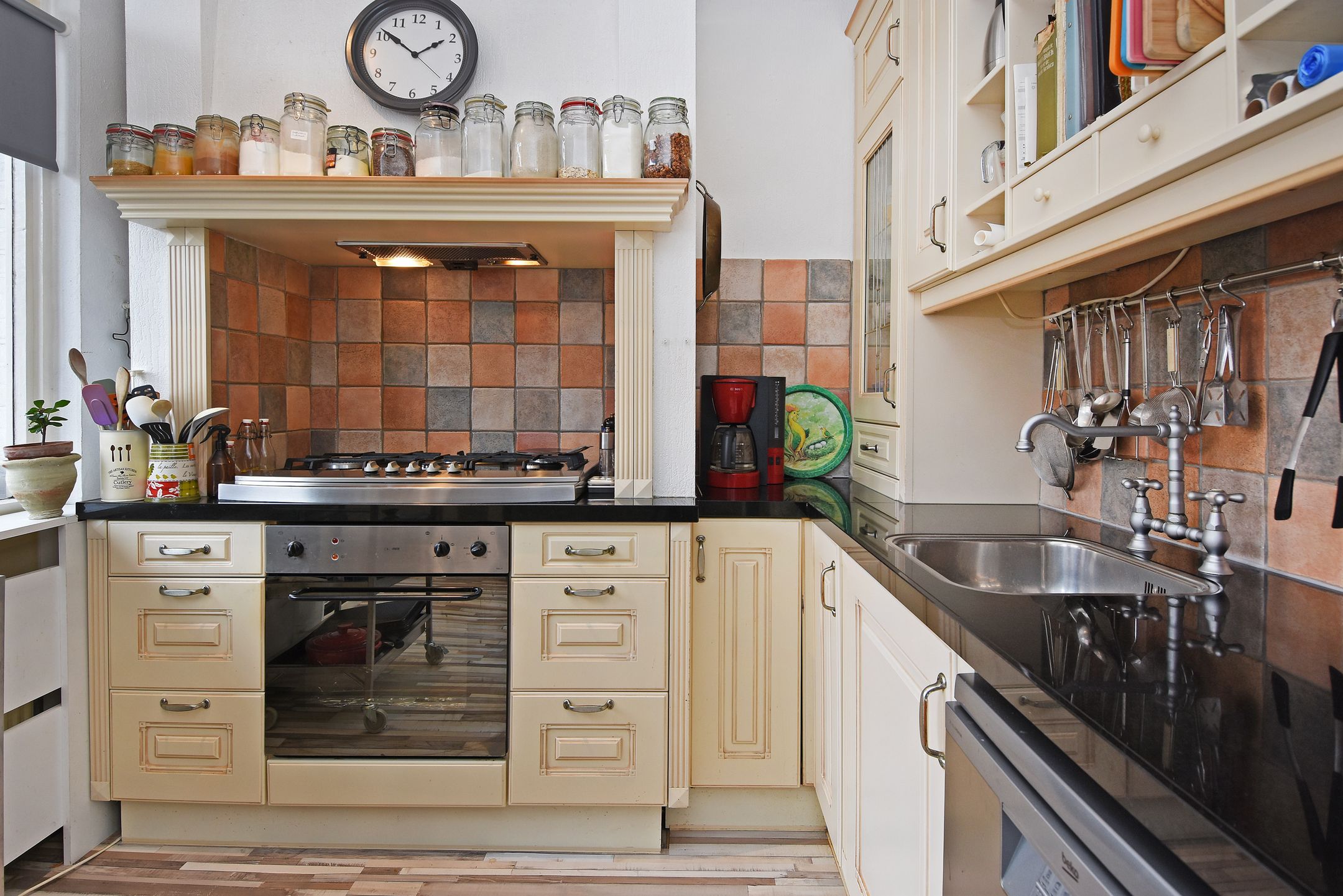 Photo 12 of Ockenburghstraat 54