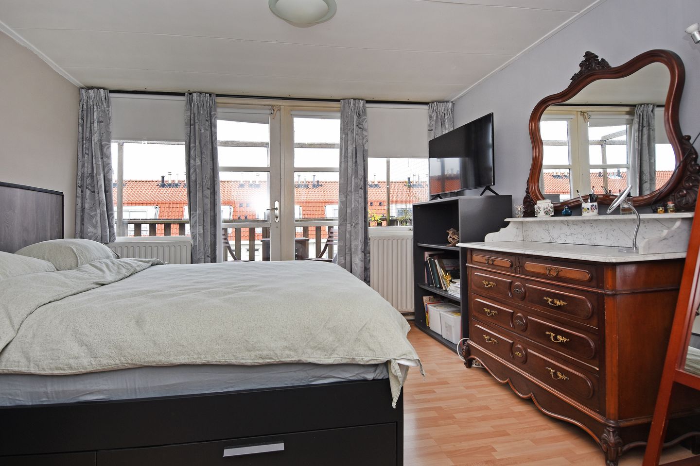 Photo 25 of Ockenburghstraat 54