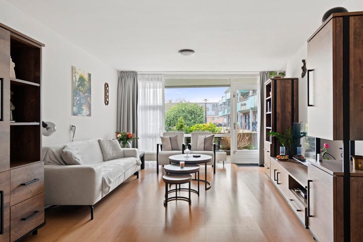 Foto 3 van De Gasperisingel 64